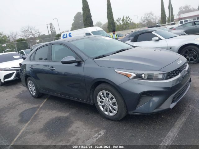 3KPF24AD9NE463704 KIA FORTE FE