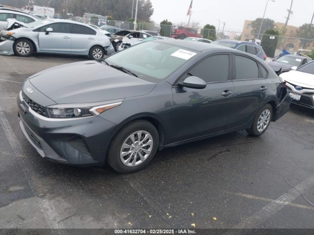 3KPF24AD9NE463704 KIA FORTE FE