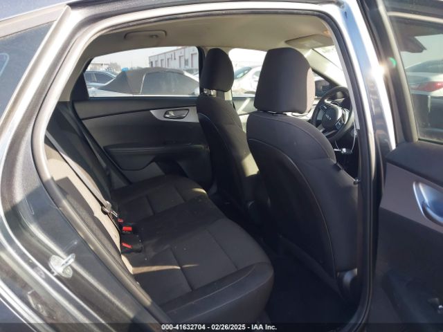 3KPF24AD9NE463704 KIA FORTE FE