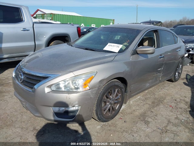 Nissan Altima 2.5 S 2015 1N4AL3AP5FC488383 Image 2