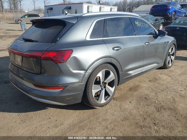 2019 AUDI E-TRON WA1VAAGE1KB006854 Photo 3