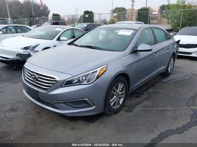 Hyundai Sonata 2017 5NPE24AFXHH531232 Image 2