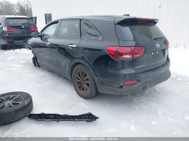 5XYPGDA32KG543132 KIA Sorento 2.4l Lx