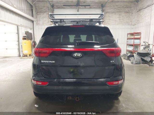 KNDPNCAC8H7135045 KIA Sportage Ex