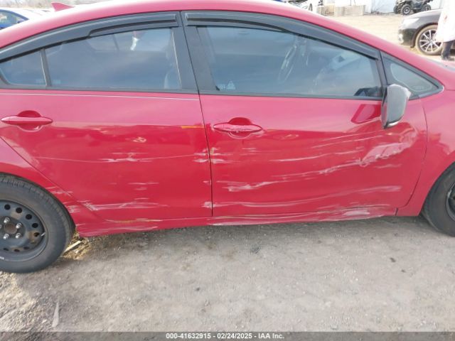 KNAFX4A67G5541587 KIA FORTE LX