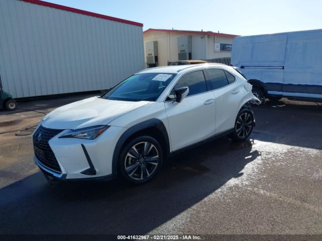 JTHX3JBH0N2055167 Lexus UX 200