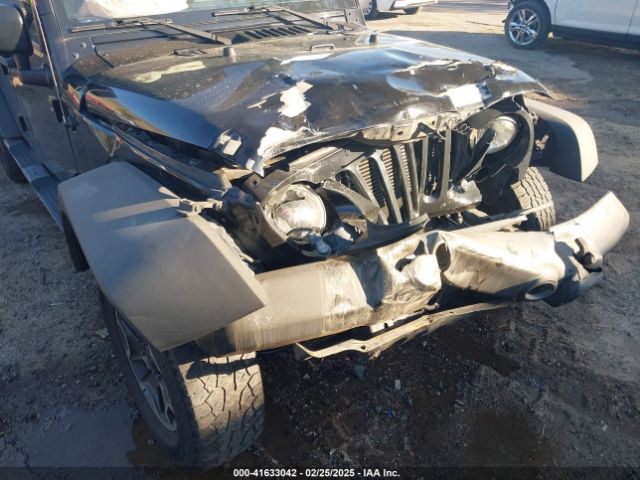 1C4BJWDG0FL565520 Jeep Wrangler Unlimited Sport