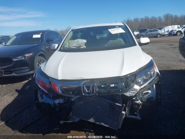 3CZRU6H31NM768923 Honda Hr-v Awd Lx