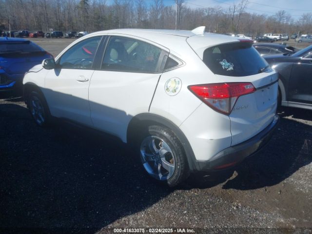 3CZRU6H31NM768923 Honda Hr-v Awd Lx