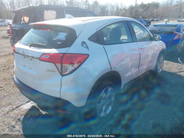 3CZRU6H31NM768923 Honda Hr-v Awd Lx