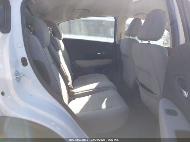 3CZRU6H31NM768923 Honda Hr-v Awd Lx