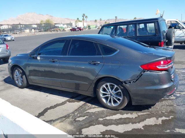3FA6P0HD5KR176497 Ford FUSION SE
