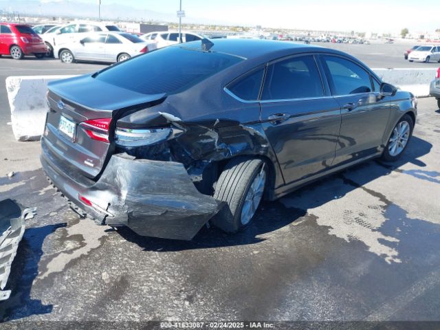 3FA6P0HD5KR176497 Ford FUSION SE