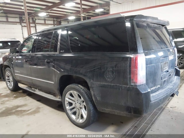 1GKS2GKC2JR213729 GMC Yukon Xl Slt