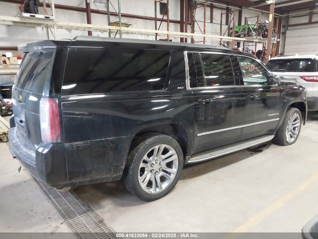 1GKS2GKC2JR213729 GMC Yukon Xl Slt