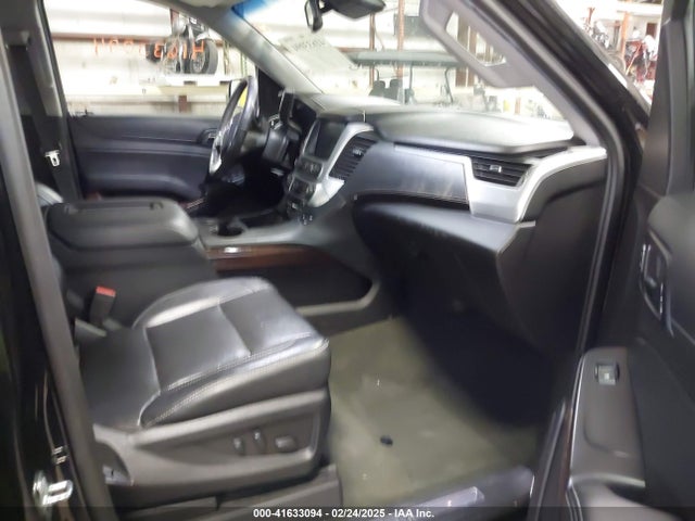 1GKS2GKC2JR213729 GMC Yukon Xl Slt