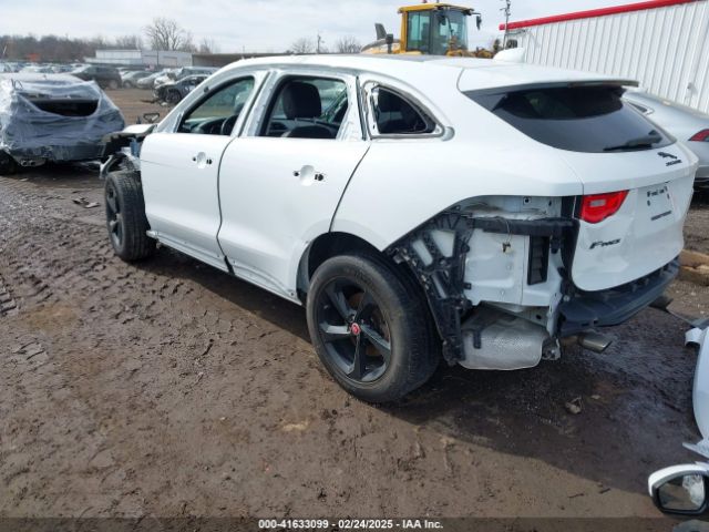 2018 JAGUAR F-PACE SADCJ2FX2JA265058 Photo 2