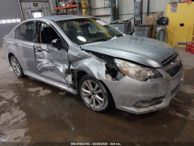 4S3BMCC65E3014061 Subaru Legacy 2.5i Premium