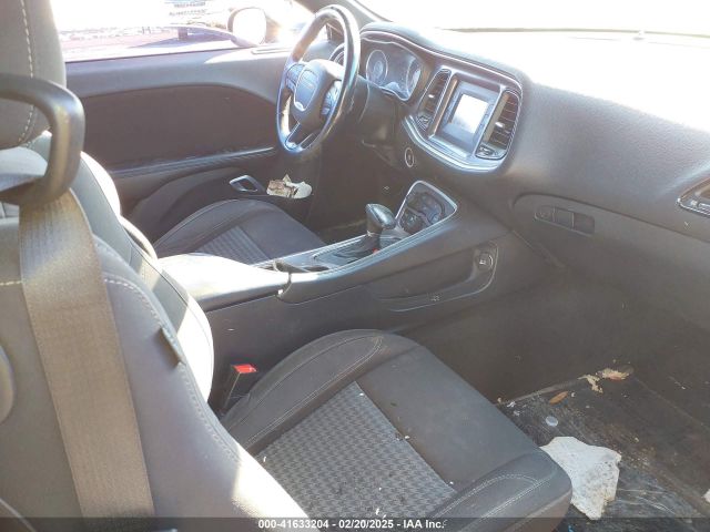2C3CDZAG3FH739860 Dodge Challenger Sxt Or R/t