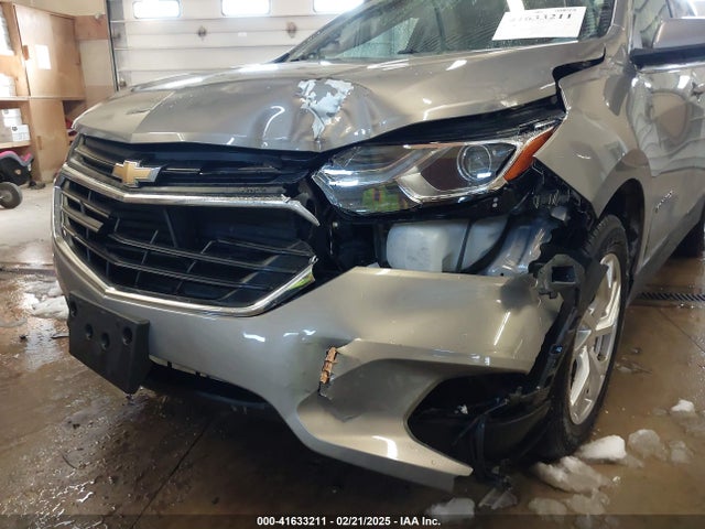 3GNAXVEX4KS578169 Chevrolet EQUINOX LT