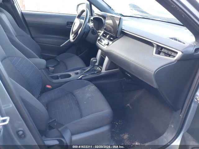 7MUFBABG3PV005338 Toyota Corolla Cross Hybrid Se