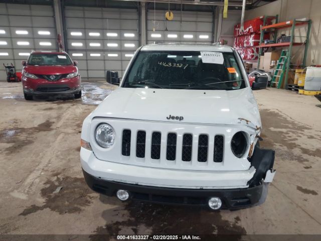 1C4NJRFB1FD105292 Jeep Patriot Latitude