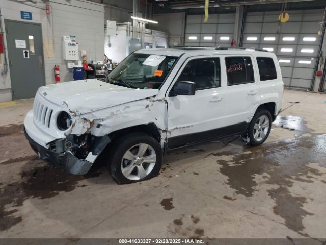 1C4NJRFB1FD105292 Jeep Patriot Latitude