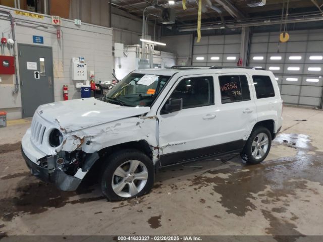 1C4NJRFB1FD105292 Jeep Patriot Latitude