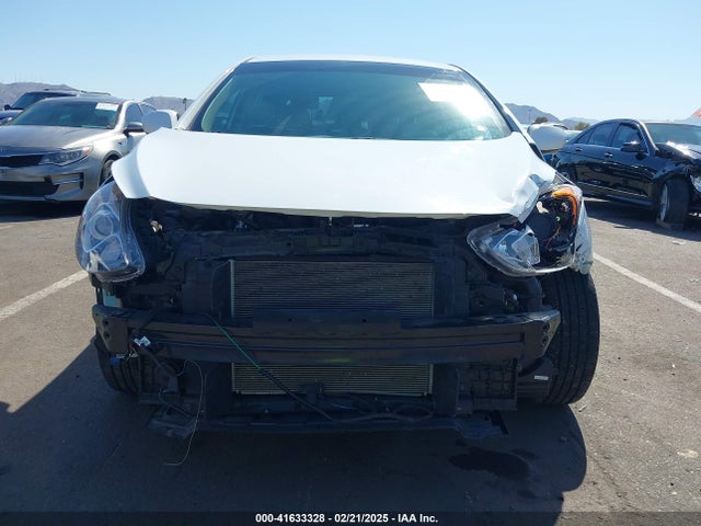 KMHD35LH2GU330020 Hyundai ELANTRA GT