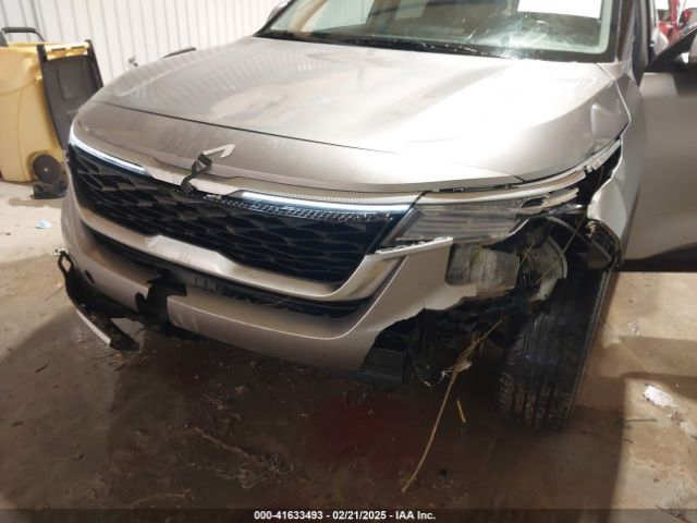 KNDEU2AA7P7418568 KIA SELTOS S