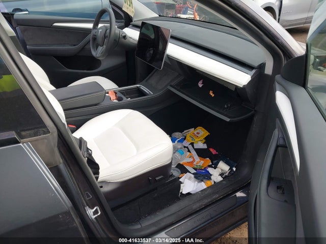 2022 TESLA MODEL Y 7SAYGAEE5NF546880 Photo 4