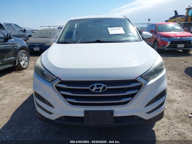 KM8J23A40JU669361 Hyundai TUCSON SE