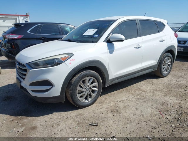 KM8J23A40JU669361 Hyundai TUCSON SE