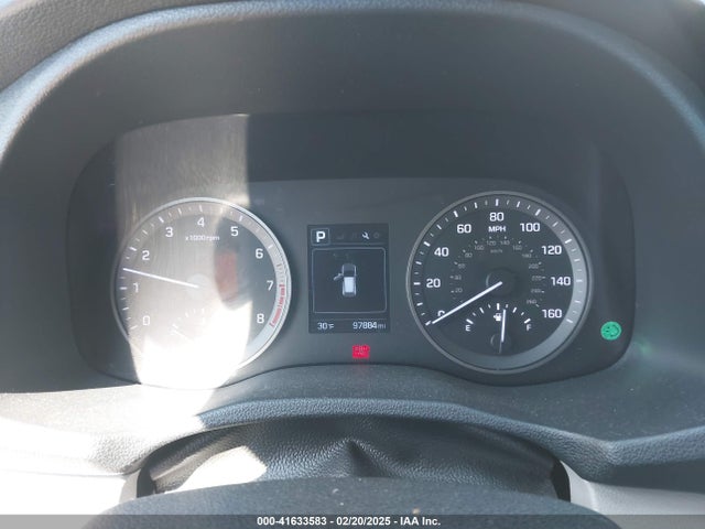 KM8J23A40JU669361 Hyundai TUCSON SE