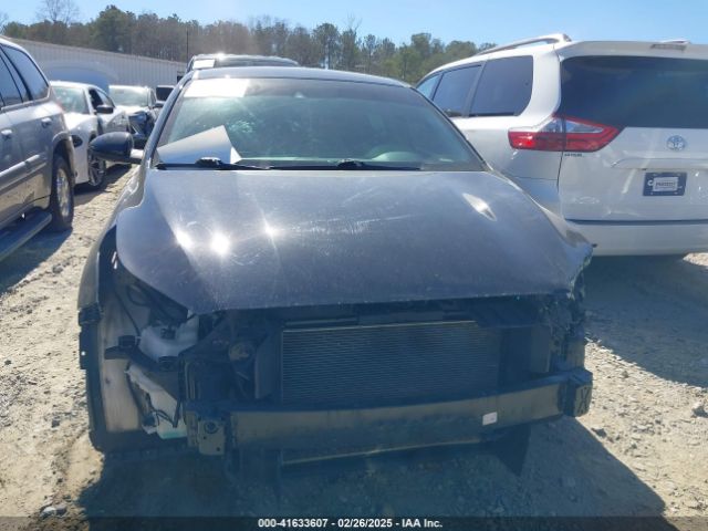 3KPF24ADXPE507325 KIA Forte Lxs