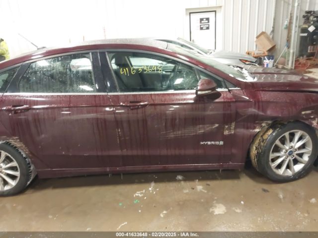 3FA6P0LU8HR251046 Ford Fusion Hybrid Se