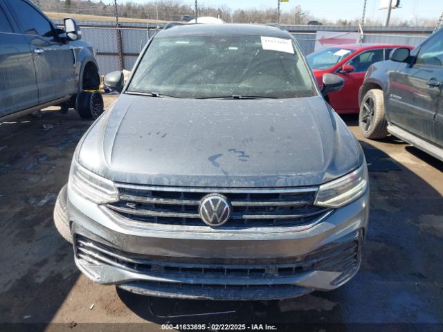 3VV8B7AX4NM117877 Volkswagen Tiguan 2.0t Se R-line Black