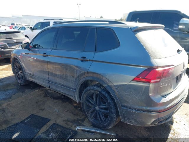 3VV8B7AX4NM117877 Volkswagen Tiguan 2.0t Se R-line Black