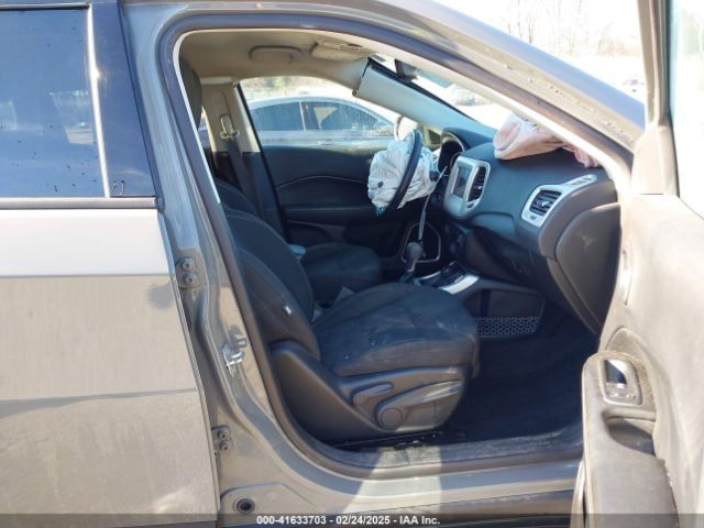 3C4NJDAB9KT734409 Jeep Compass Upland Edition 4x4