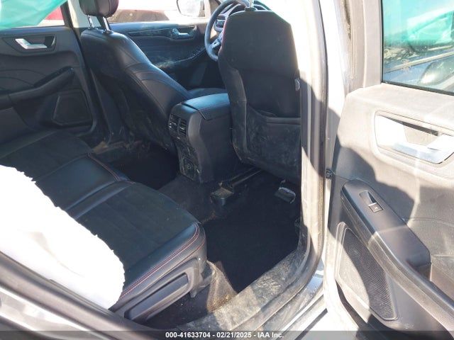 1FMCU9H97NUC03794 Ford ESCAPE SEL