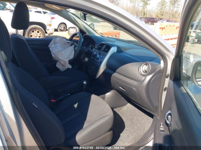 3N1CN7AP8FL948633 Nissan Versa 1.6 Sv