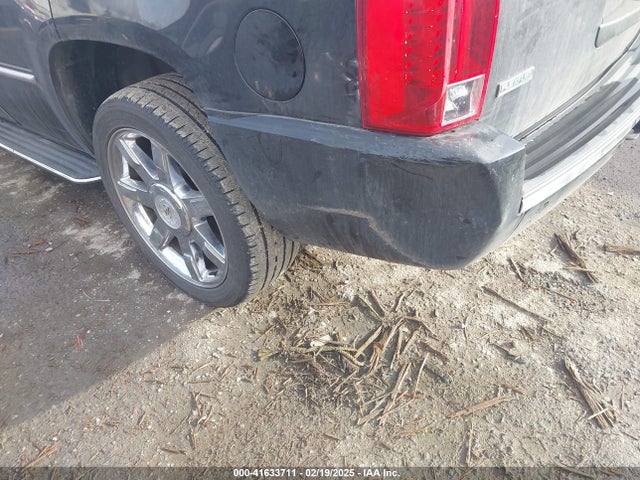 2011 CADILLAC ESCALADE 1GYS4AEF2BR134601 Photo 5