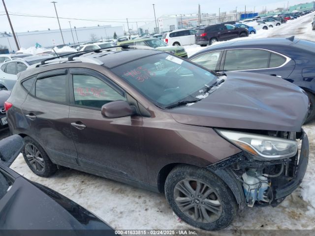 KM8JUCAG7FU972729 Hyundai TUCSON SE