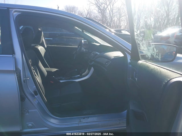 Honda ACCORD LX 2015 1HGCR2F39FA037875 Image 5