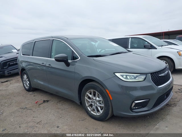 Chrysler Pacifica Touring L 2023 2C4RC1BG8PR520431 Image 13