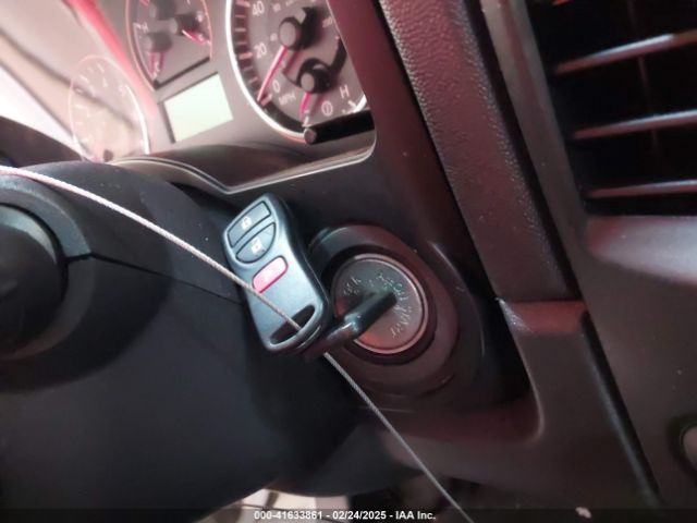 1N6AA0EC1EN504617 Nissan Titan Sl