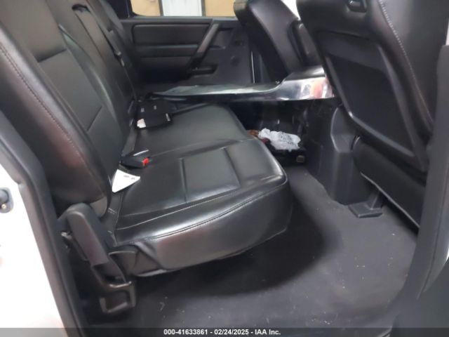 1N6AA0EC1EN504617 Nissan Titan Sl