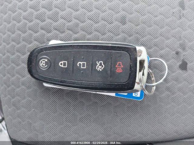 1FMCU9GD1KUA57846 Ford ESCAPE SE