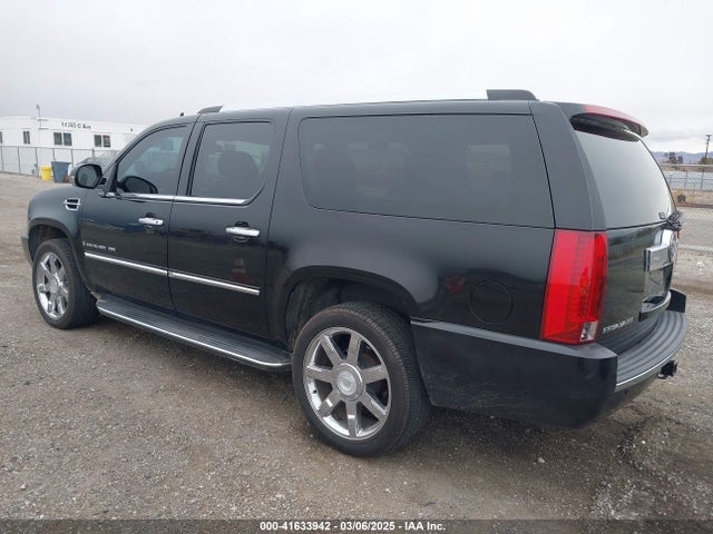 2007 CADILLAC ESCALADE ESV 1GYFK66867R249147 Photo 2