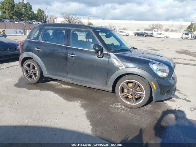 2011 MINI COOPER S COUNTRYMAN WMWZC3C57BWL80930 Photo 0